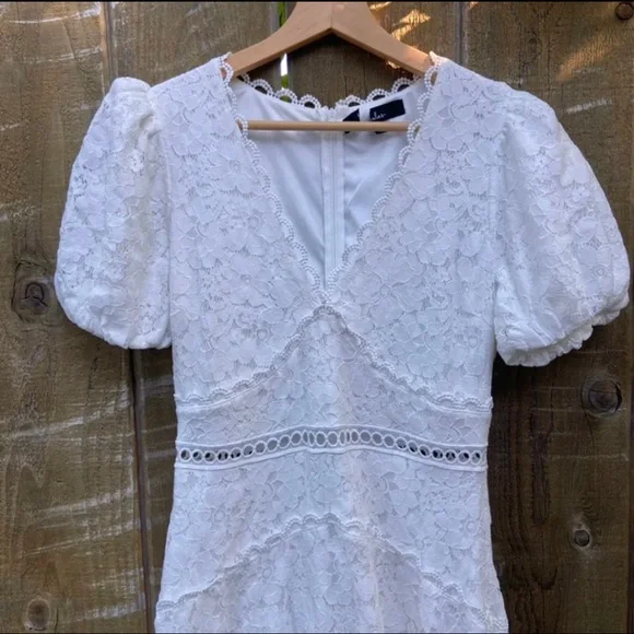 White Lace Puff Sleeve High Low Dress 🌿 - Picture 5 of 10